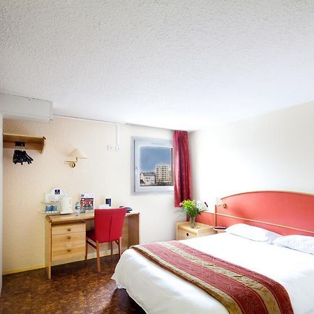 Comfort Hotel Montluçon Zewnętrze zdjęcie