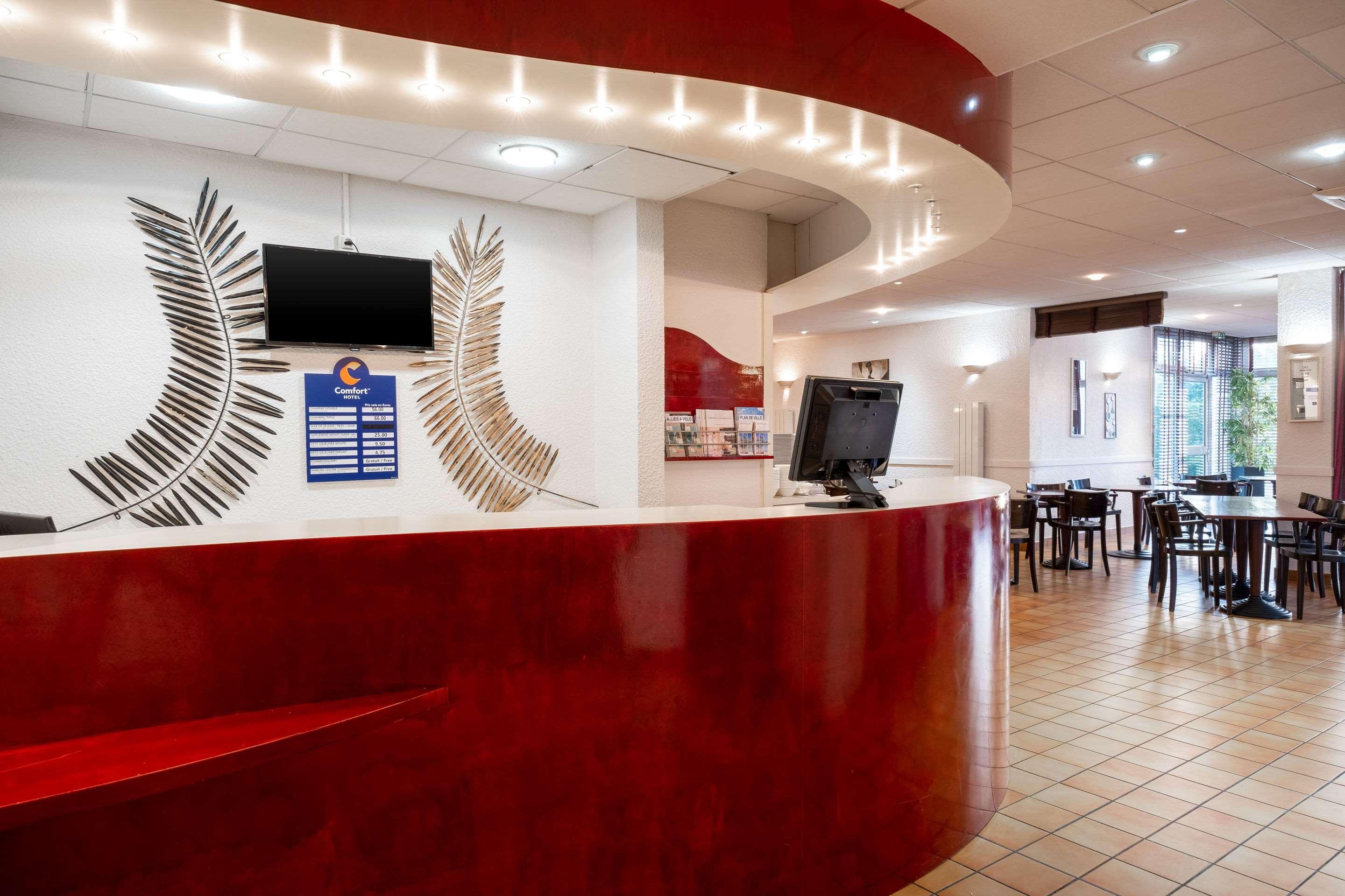 Comfort Hotel Montluçon Zewnętrze zdjęcie